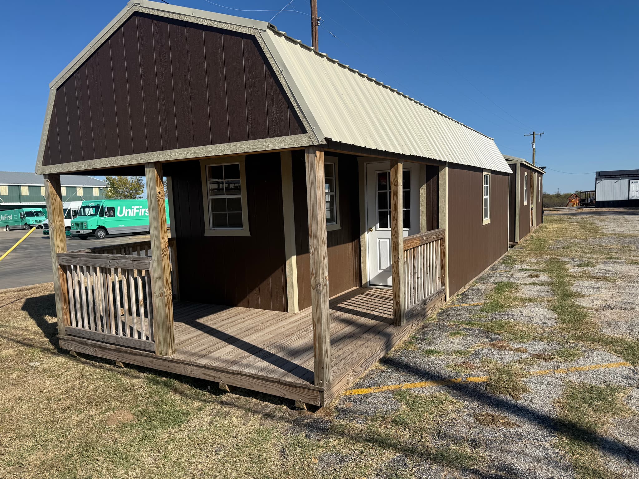12x32 Premier Lofted Barn Cabin New Old Stock - photo 2