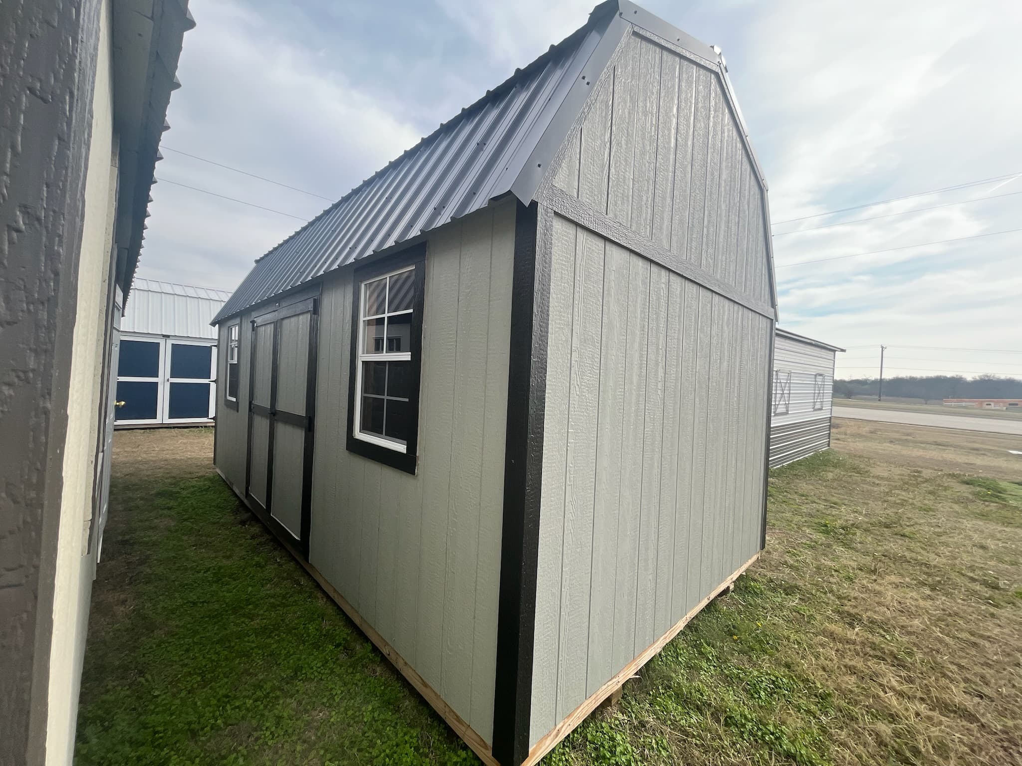 10x20 Side Lofted Barn - photo 3