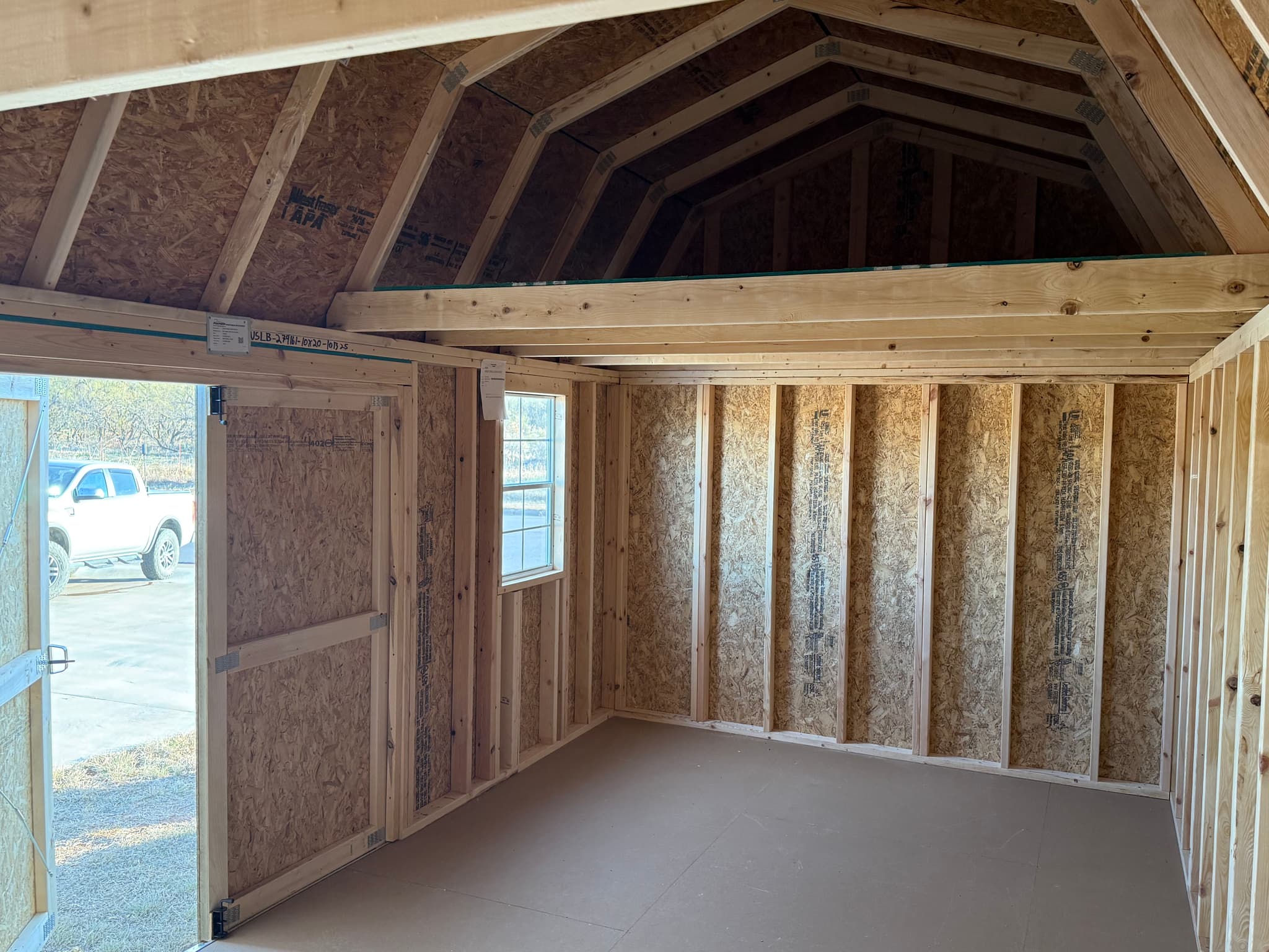 10x20 Side Lofted Barn - photo 3