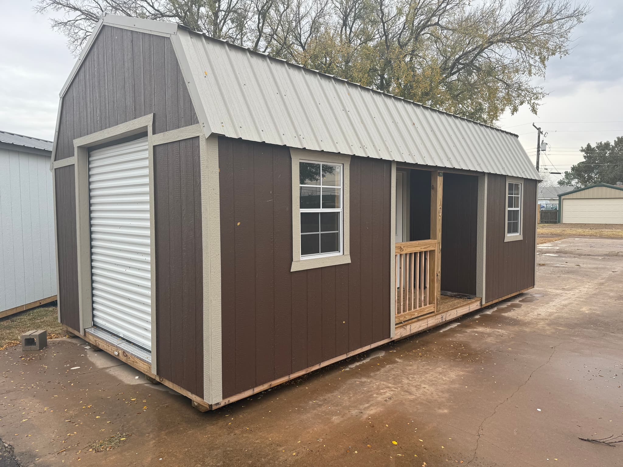 12x24 Center Lofted Barn Cabin Excellent Repo - primary photo