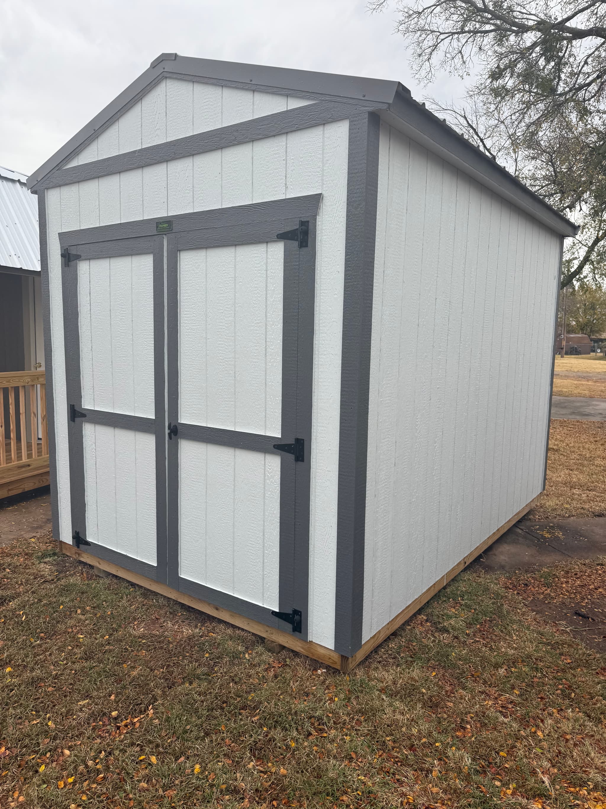 8x12 Utility - primary photo